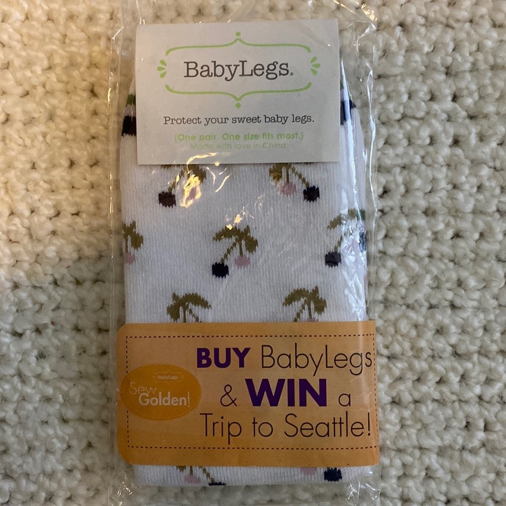 BabyLegs Original Baby Leg Warmers New in package one size fits most